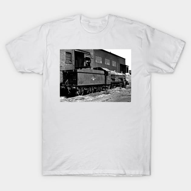 GWR Steam Loco 7029 Clun Castle being coaled T-Shirt by Random Railways